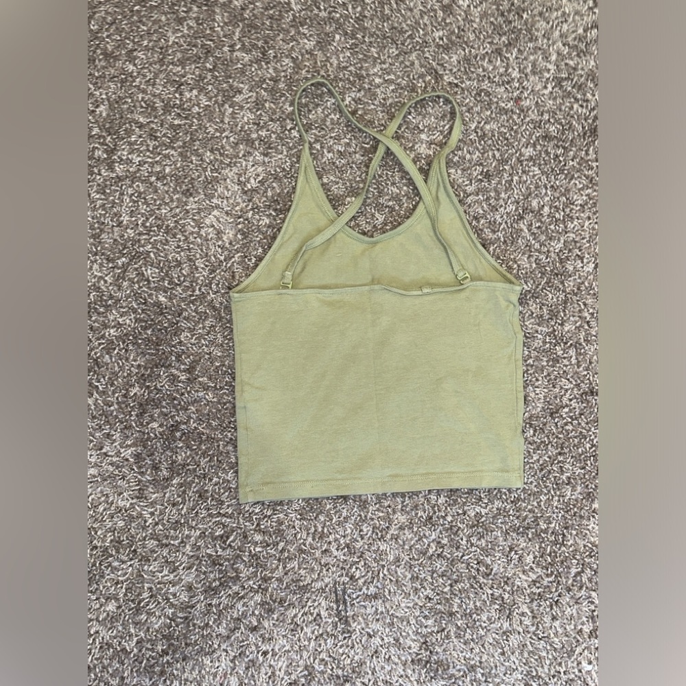 AE Convertible Tank Top - Picture 9 of 13